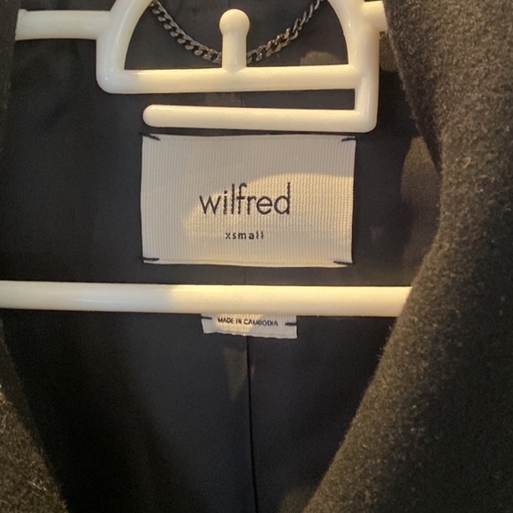 Wilfred wool coat - used good condition - normal wear and tear - Picture 3 of 3